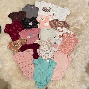 20 Assorted Lot Newborn Baby Onesies Set NB